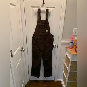 Brown jean Carhartt overalls